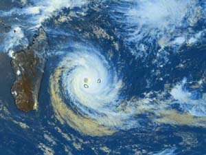 Tromelin, La Route des cyclones